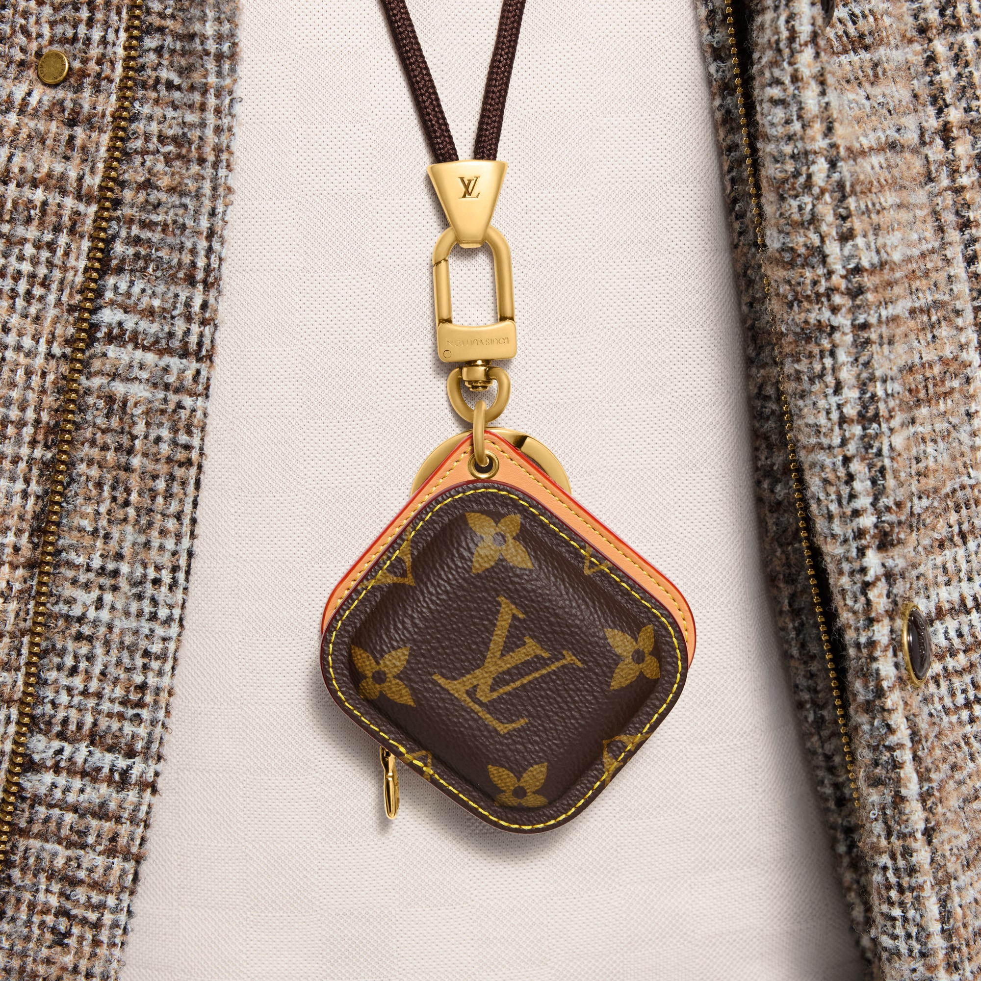 LV Tune Key Holder and Bag Charm S00 - Accessories M03294 | LOUIS